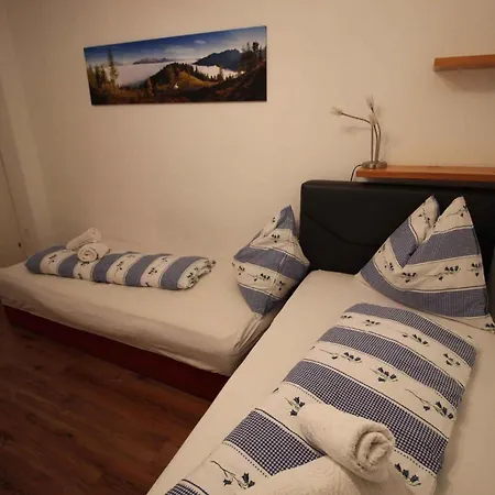 Flattach 1 Apartment